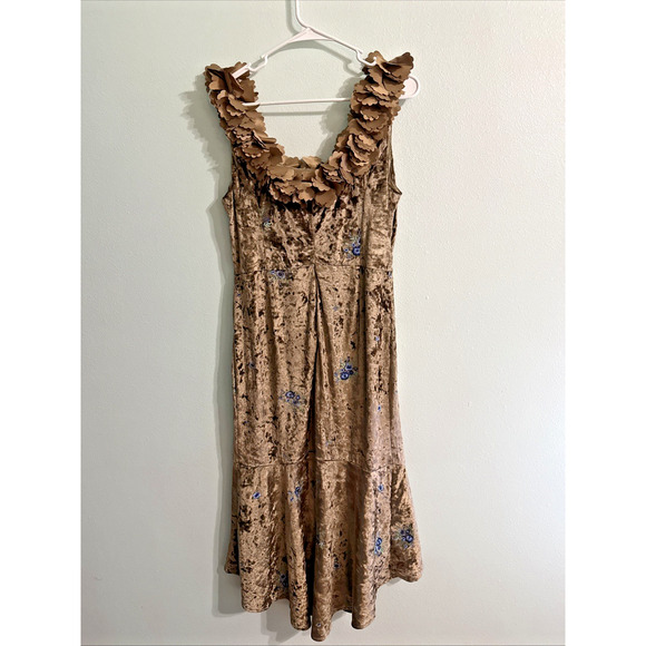NWT Trish Scully Velvet Dress w/ 3D Floral Neckline — Women’s Size 8 - Picture 4 of 9